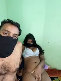 renu_143 webcam stripchat model stream image