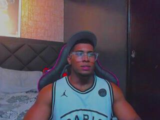 Dany Dryy webcam model stream image