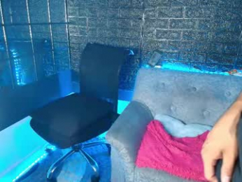 hellanddante_ webcam model stream image