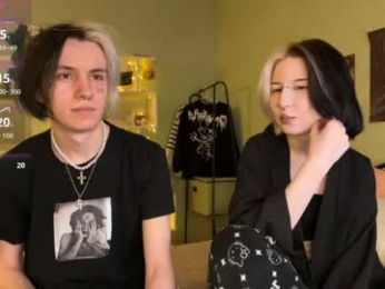 veryraretwins webcam model stream image