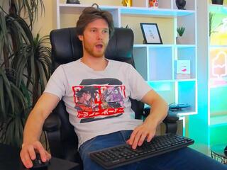 Enzo Oret webcam model stream image