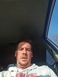 Titanhoott webcam model stream image