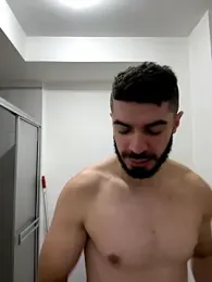 AxelThompson_ webcam model stream image