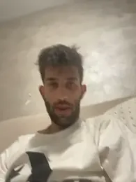 Dondeloquieras4 webcam model stream image