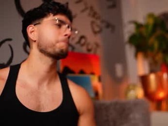 noha_miler webcam model stream image