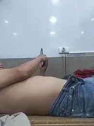 Tinh_love webcam model stream image