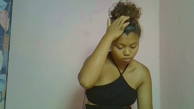 Emiehot webcam model stream image