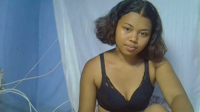 Emiehot webcam model stream image