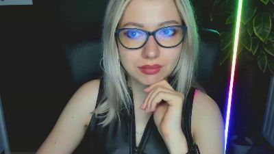 niceHEIDI webcam model stream image