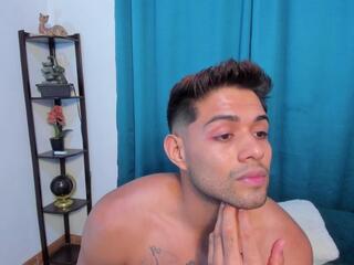 Luciano Nixon webcam model stream image
