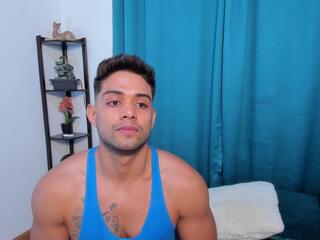 Luciano Nixon webcam model stream image