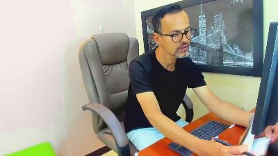 Oswaldo__ webcam model stream image