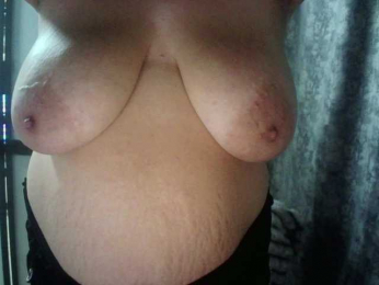 Dasha-Milasha webcam model stream image