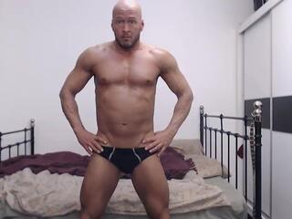 Adonis Hunk webcam model stream image