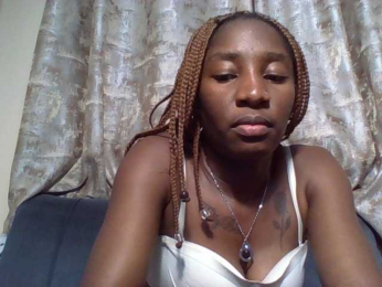 Hornycammy23 webcam bongacams model stream image