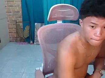 ur_naughtyboy_patrick webcam model stream image