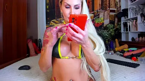 NikkaHOTx webcam model stream image