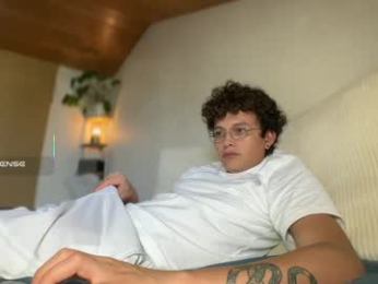 anddres_boss webcam model stream image