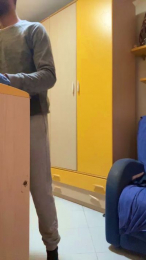 BulgeFeet webcam model stream image