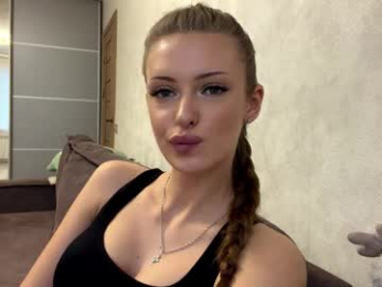 heart_petal webcam model stream image