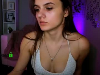 zaina_kiss webcam model stream image
