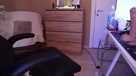 KaylaLaine webcam model stream image