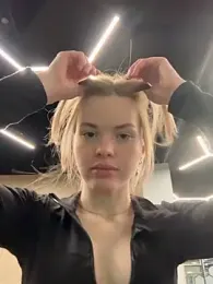 SMELLSEX webcam model stream image