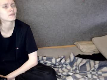 mialy_slim webcam model stream image