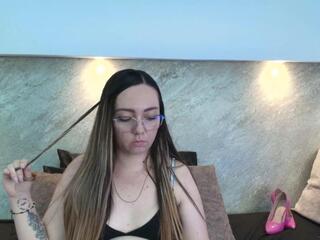 Ashlley Bennet webcam model stream image