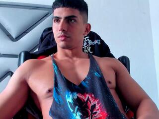 Tyler Durdeen webcam model stream image