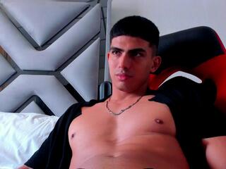 Tyler Durdeen webcam model stream image