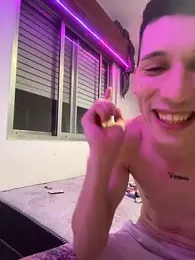 Foxxyice webcam model stream image