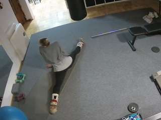 voyeurcam-julmodels-living-5 webcam model stream image