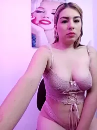 VictoriaMolina webcam model stream image