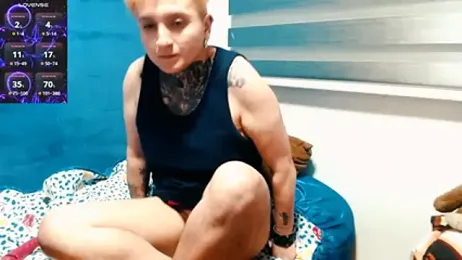 Marieblueeyes webcam model stream image