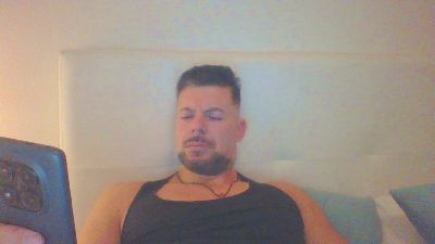 stucco2025 webcam model stream image