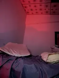 adam-rivera webcam model stream image