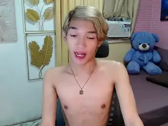 urasian_john18 webcam stripchat model stream image