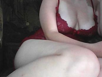 KissMeQuick webcam model stream image