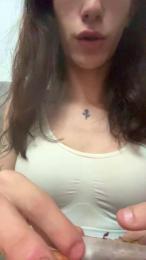 Laraa232001 webcam model stream image