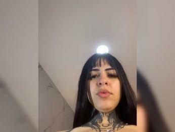 bloom-cherryx webcam bongacams model stream image
