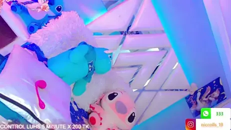 Niccolls_Princess_ webcam model stream image