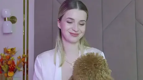 Touch_me webcam model stream image