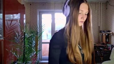 ArlaKuzia webcam model stream image