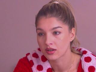 Ova Parlow webcam model stream image