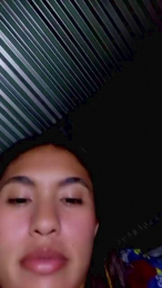 Scarlett_pee webcam model stream image