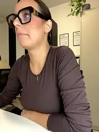 Hii_Lolla webcam model stream image