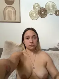 stelli_99 webcam model stream image