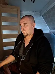 Foxyshaved webcam model stream image