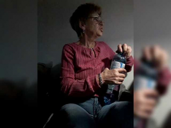 Reife-dame webcam bongacams model stream image